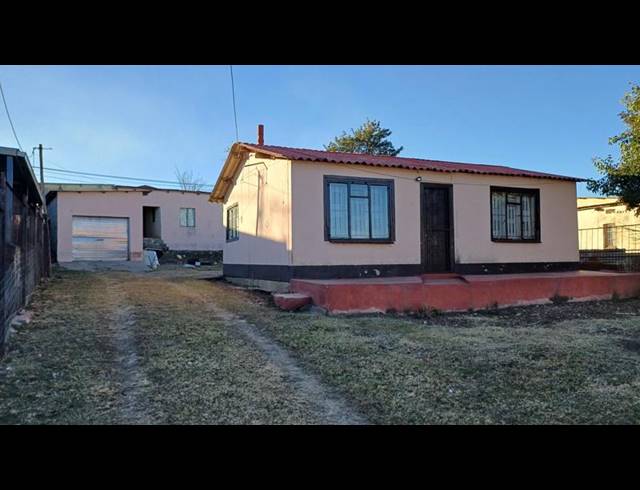 2 BEDROOM HOUSE FOR SALE IN EZAKHENI